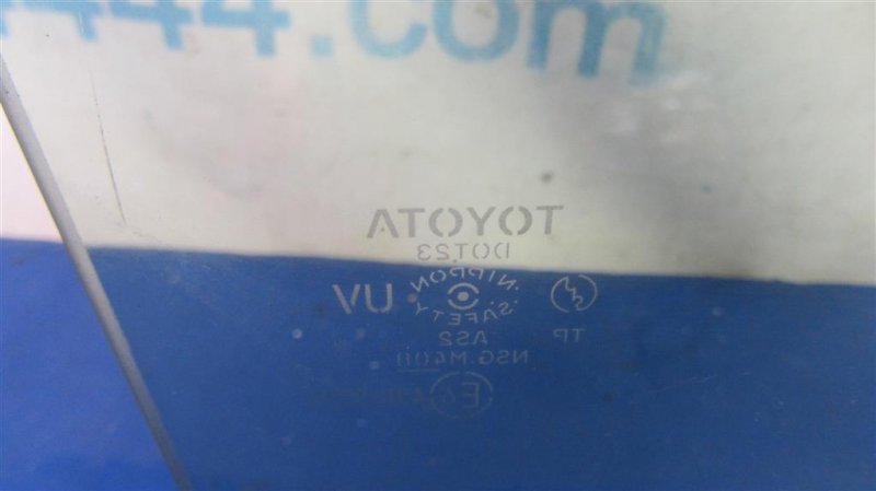 Стекло двери заднее правое CAMRY 40 06-11