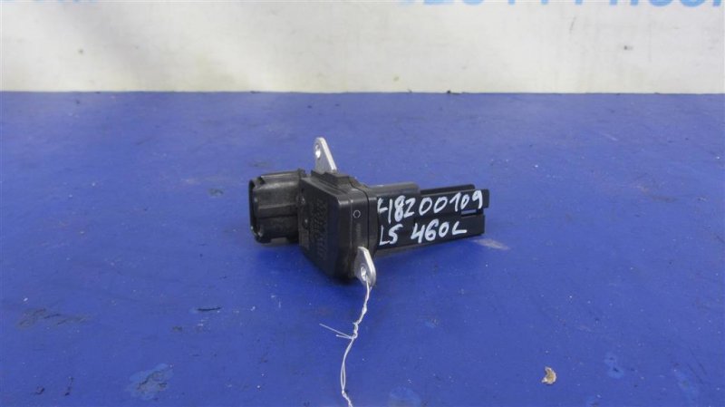 Расходомер воздуха LEXUS LS460 06-12 2006 Седан 4.6 22204-38010 Б/У