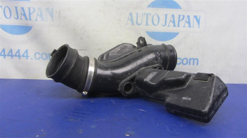 Патрубок воздушного фильтра FX S50 03-08 2006 Внедорожник 3.5