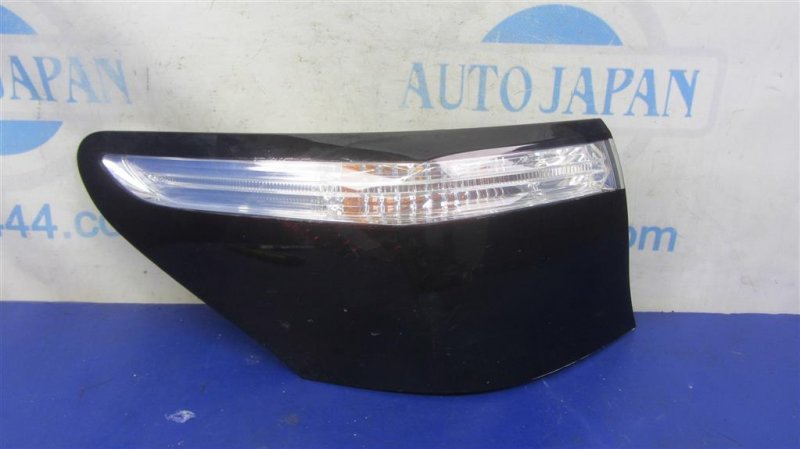 Фонарь наружный задний левый LEXUS LS460 06-12 2006 Седан 4.6 81561-50160 Б/У