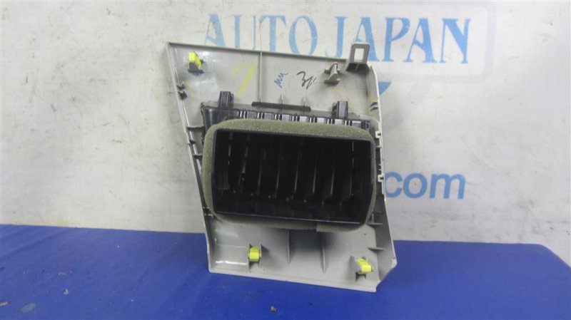 Дефлектор воздушный TOYOTA SIENNA 11-16 GSL30 3.5 2GR-FE