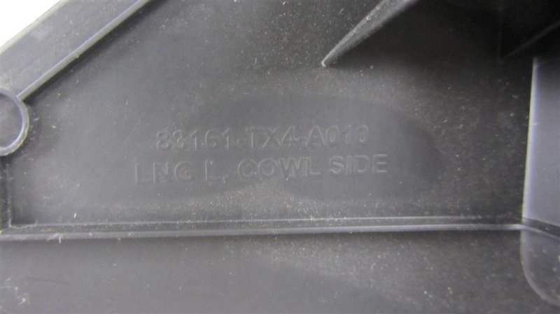 Накладка на стойку кузова передняя левая RDX 12-19 2016 Внедорожник 3.5