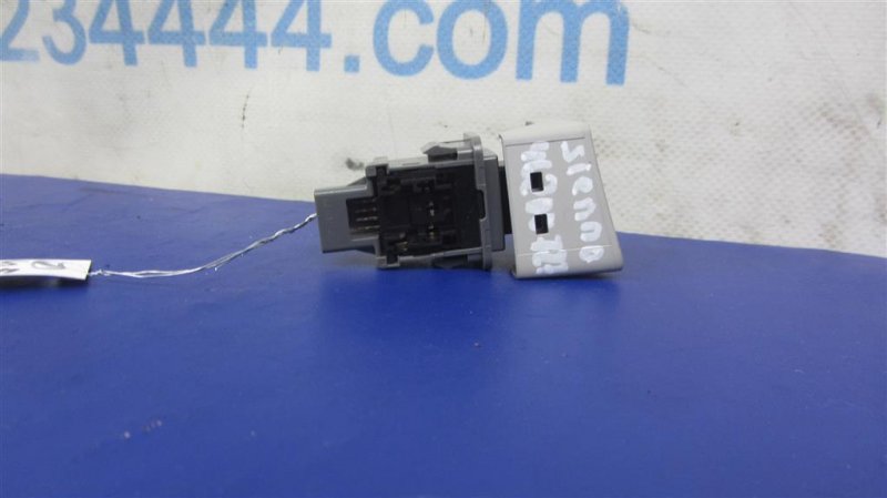 Кнопка аварийной сигнализации SIENNA 11-16 2013 GSL30 3.5 2GR-FE
