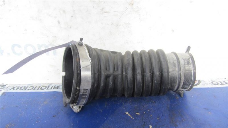 Патрубок воздушного фильтра NISSAN JUKE 10-19 Внедорожник 1.6 MR16DDT