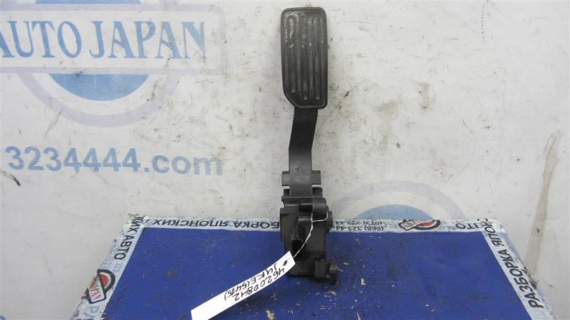 Педаль газа NISSAN JUKE 10-19 2011 Внедорожник 1.6 MR16DDT 18002-1KM0A Б/У