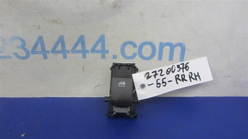 Кнопка стеклоподъемника TOYOTA CAMRY 55 14-17 Б/У