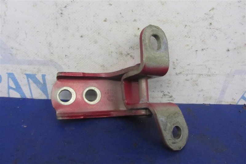 Запчасть петля двери верхняя передняя правая TOYOTA CAMRY 50 12-15 68710-02020 Б/У Петля двери верхняя передняя правая TOYOTA CAMRY 50 12-15 68710-02020 Б/У