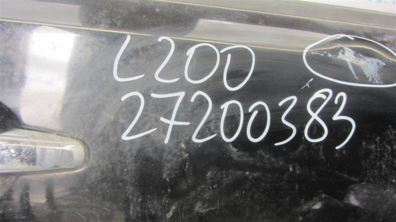 Дверь передняя правая L200 06-14