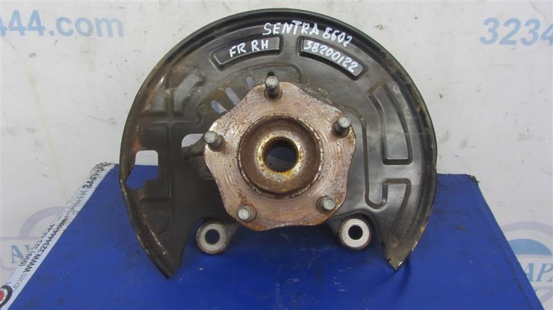 Кулак поворотный передний правый SENTRA B17 12-21 2016 Седан 1.8