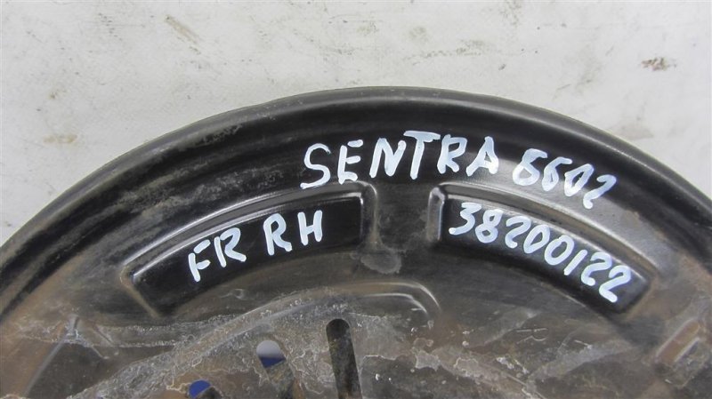 Кулак поворотный передний правый NISSAN SENTRA B17 12-21 Седан 1.8