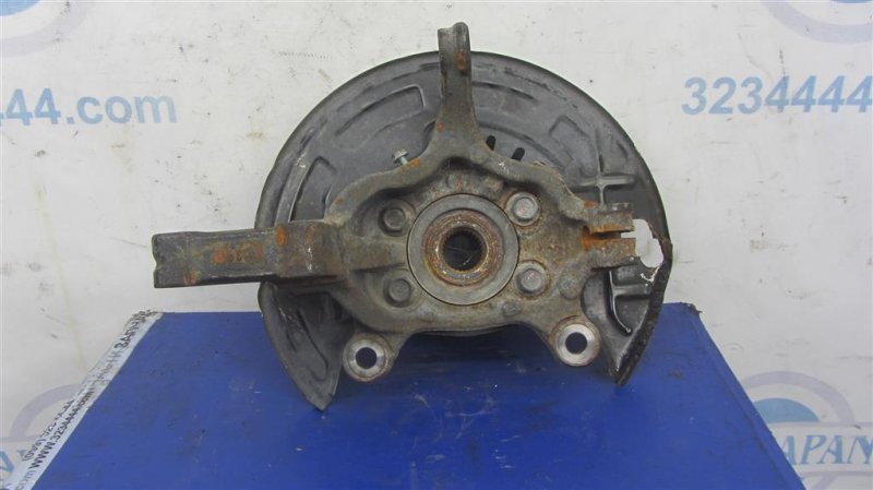 Кулак поворотный передний правый NISSAN SENTRA B17 12-21 2016 Седан 1.8 40014-1KA1A Б/У