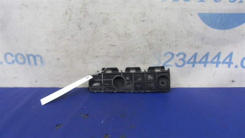 Запчасть кронштейн заднего бампера задний правый TOYOTA SIENNA 11-16 52157-08010 Б/У Кронштейн заднего бампера задний правый TOYOTA SIENNA 11-16 52157-08010 Б/У