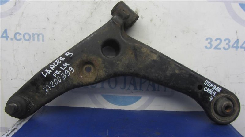 Рычаг передней подвески нижний передний левый MITSUBISHI LANCER IX 9 03-07 MR403419 Б/У