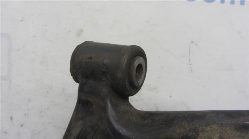 Рычаг передней подвески нижний передний левый LANCER IX 9 03-07