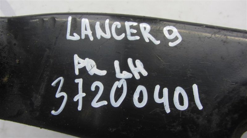 Рычаг передней подвески нижний передний левый LANCER IX 9 03-07 Рычаг передней подвески нижний передний левый LANCER IX 9 03-07