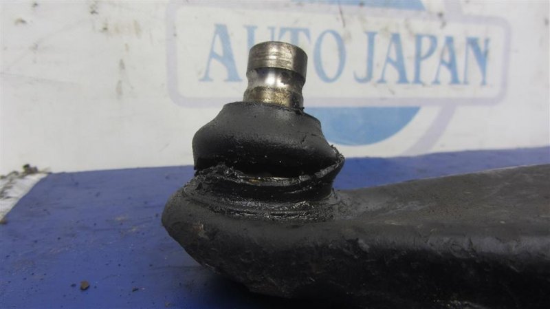 Рычаг передней подвески нижний передний правый LANCER IX 9 03-07 Рычаг передней подвески нижний передний правый LANCER IX 9 03-07