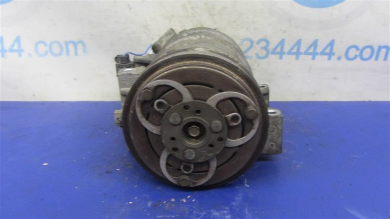 Компрессор кондиционера X-TRAIL T30 01-07 QR20 Компрессор кондиционера X-TRAIL T30 01-07 QR20