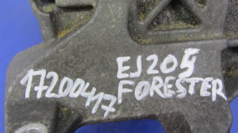 Кронштейн компрессора кондиционера FORESTER SG 02-07 EJ205