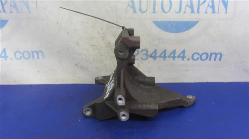 Кронштейн компрессора кондиционера FORESTER SG 02-07 EJ205