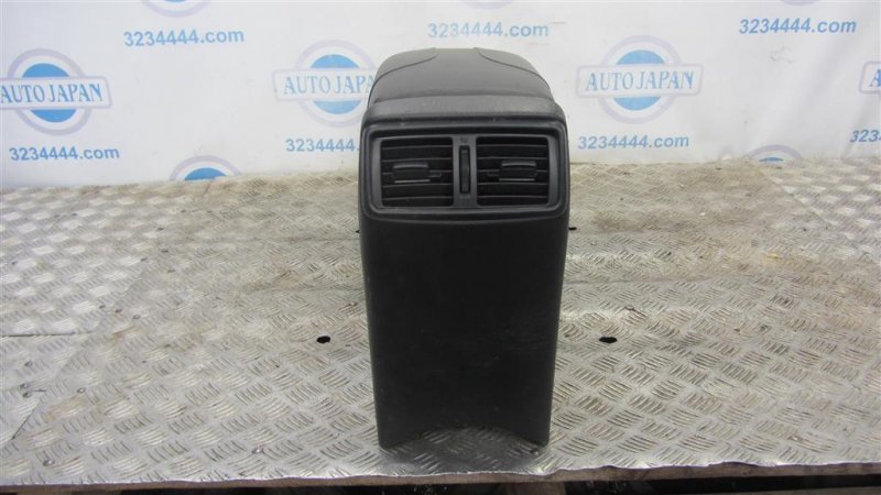 Подлокотник X-TRAIL/ROGUE T32 13-20 2017 T32 2.5 QR25DE