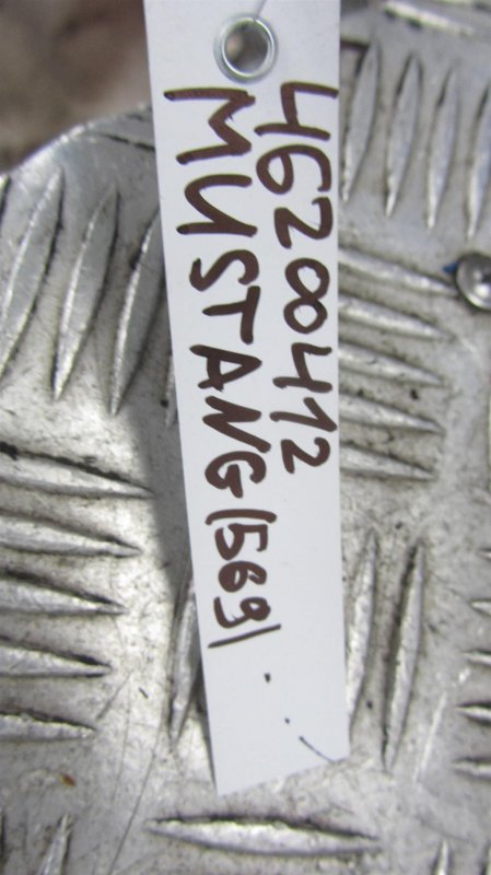 Подлокотник FORD MUSTANG 15- COUPE 2.3 C23HD0D