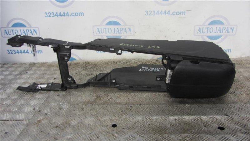 Подлокотник MUSTANG 15- 2015 COUPE 2.3 C23HD0D