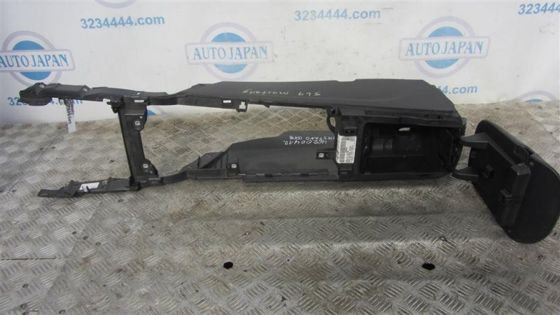 Подлокотник MUSTANG 15- 2015 COUPE 2.3 C23HD0D