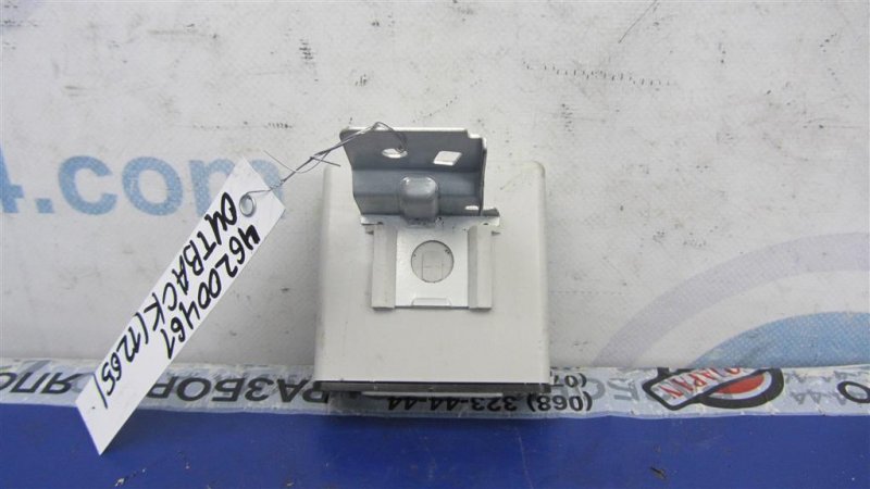 Блок управления освещением OUTBACK BS 14-21 2016 Внедорожник 2.5 FB25B