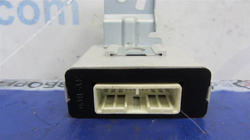 Блок управления освещением OUTBACK BS 14-21 2016 Внедорожник 2.5 FB25B