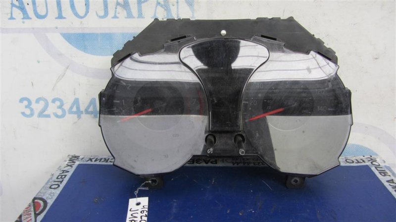 Панель приборов NISSAN JUKE 10-19 24820-1KM0B Б/У