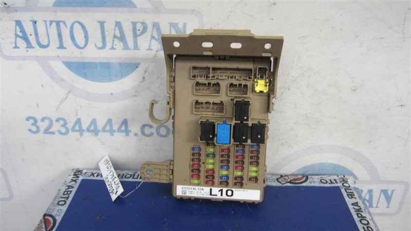 Блок предохранителей салон SUBARU OUTBACK BS 14-21 2016 Внедорожник 2.5 FB25B 82201AL10A Б/У