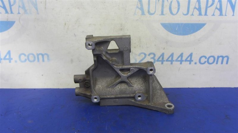 Кронштейн компрессора кондиционера SUBARU FORESTER SH 07-12 EJ204 73611FG000 Б/У