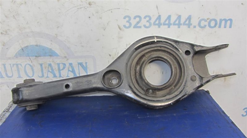 Рычаг задней подвески поперечный нижний задний правый KIA OPTIMA TF 11-16 Рычаг задней подвески поперечный нижний задний правый KIA OPTIMA TF 11-16