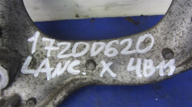 Кронштейн компрессора кондиционера LANCER X 10 07-15 4B11