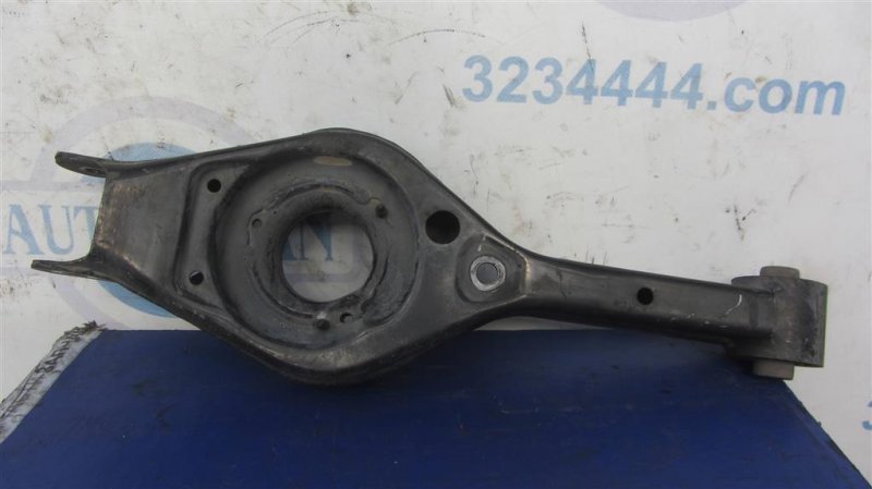 Запчасть рычаг задней подвески поперечный нижний задний правый KIA OPTIMA TF 11-16 55220-3Q500 Б/У Рычаг задней подвески поперечный нижний задний правый KIA OPTIMA TF 11-16 55220-3Q500 Б/У