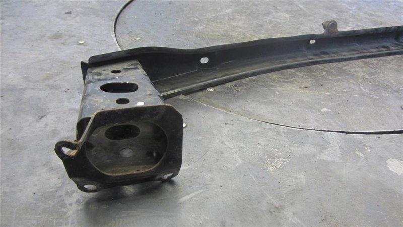 Усилитель переднего бампера MAZDA CX-9 06-16 Внедорожник 3.5 Усилитель переднего бампера MAZDA CX-9 06-16 Внедорожник 3.5