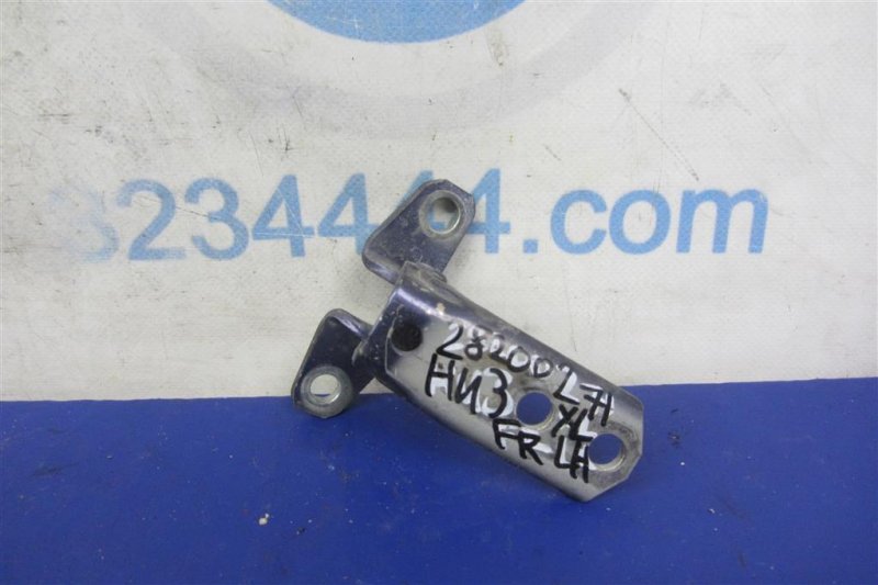 Запчасть петля двери нижняя передняя левая MITSUBISHI OUTLANDER XL 05-13 2006 Внедорожник 3.0 5702A005 Б/У Петля двери нижняя передняя левая MITSUBISHI OUTLANDER XL 05-13 2006 Внедорожник 3.0 5702A005 Б/У