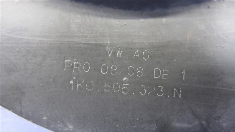 Рычаг задней подвески поперечный верхний задний левый VOLKSWAGEN JETTA USA 10-17 Рычаг задней подвески поперечный верхний задний левый VOLKSWAGEN JETTA USA 10-17