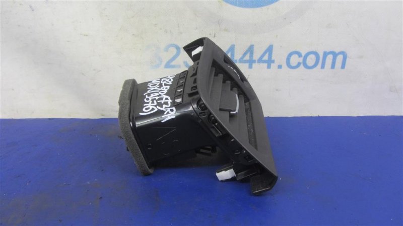 Дефлектор воздушный правый MDX (YD3) 13-21 2014 Внедорожник 3.5