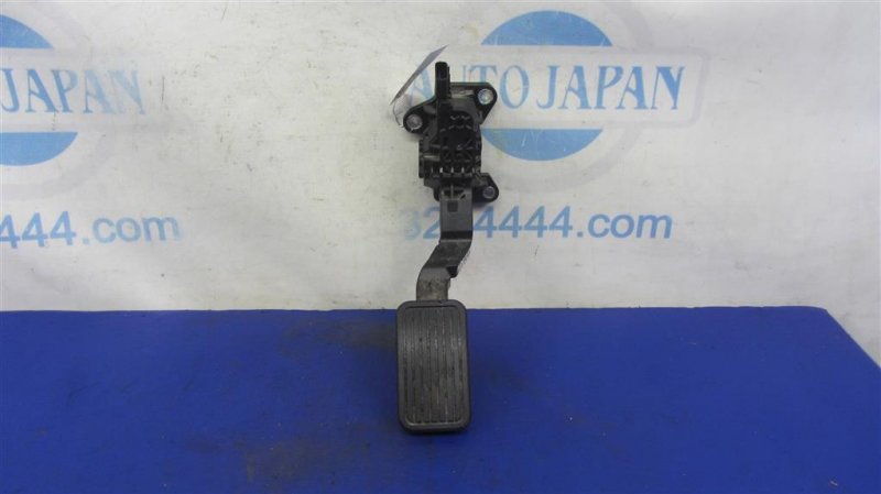 Запчасть педаль газа ACURA MDX (YD3) 13-21 2014 Внедорожник 3.5 17800-T2A-A01 Б/У Педаль газа ACURA MDX (YD3) 13-21 2014 Внедорожник 3.5 17800-T2A-A01 Б/У