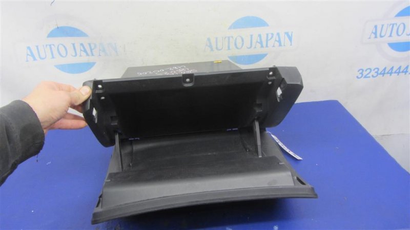 Бардачок NISSAN SENTRA B17 12-21 Седан 1.8