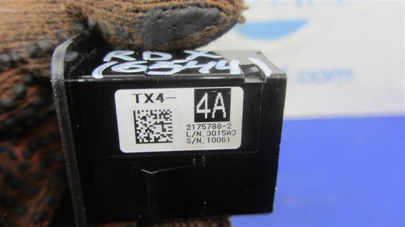 Запчасть датчик света ACURA RDX 12-19 2015 Внедорожник 3.5 39860-TX4-A02 Б/У Датчик света ACURA RDX 12-19 2015 Внедорожник 3.5 39860-TX4-A02 Б/У