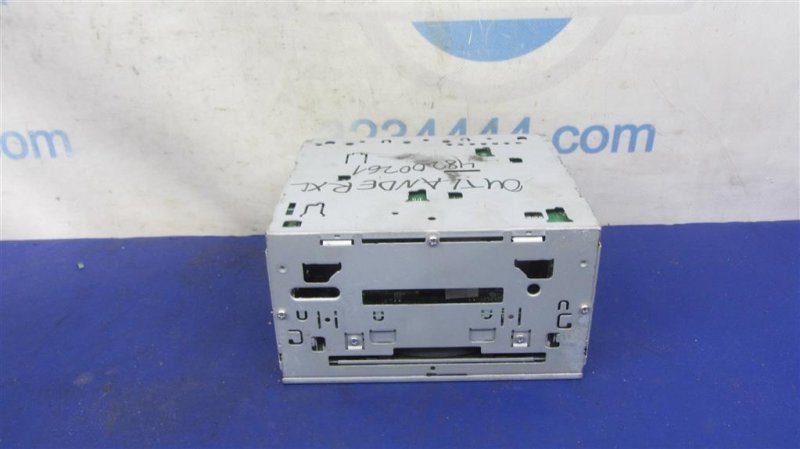 Магнитола MITSUBISHI OUTLANDER XL 05-13 8701A352 Б/У