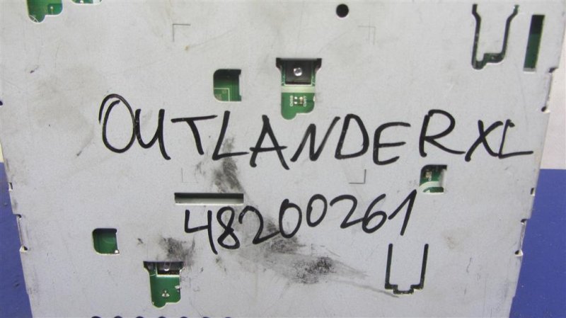 Магнитола OUTLANDER XL 05-13
