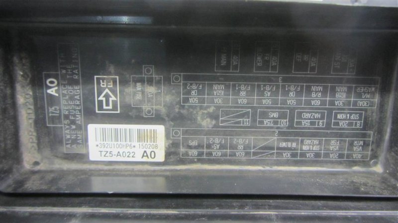 Блок предохранителей моторный отсек MDX (YD3) 13-21 YD3