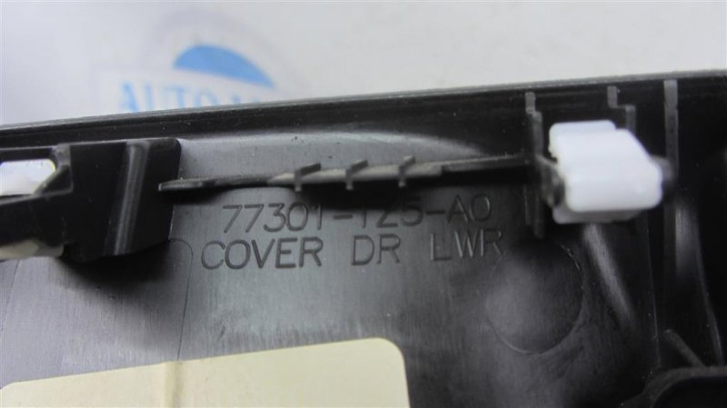 Накладка торпедо левая MDX (YD3) 13-21 2016 Внедорожник 3.5 Накладка торпедо левая MDX (YD3) 13-21 2016 Внедорожник 3.5