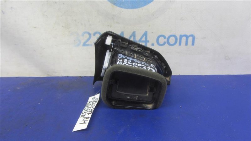 Дефлектор воздушный правый ACURA MDX (YD3) 13-21 Внедорожник 3.5 Дефлектор воздушный правый ACURA MDX (YD3) 13-21 Внедорожник 3.5