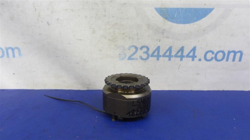 Шестерня выпускного распредвала LEXUS LS460 06-12 2006 Седан 4.6 13080-31030 Б/У