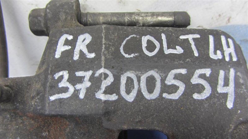 Суппорт тормозной передний левый COLT (Z30) 02-12 Суппорт тормозной передний левый COLT (Z30) 02-12