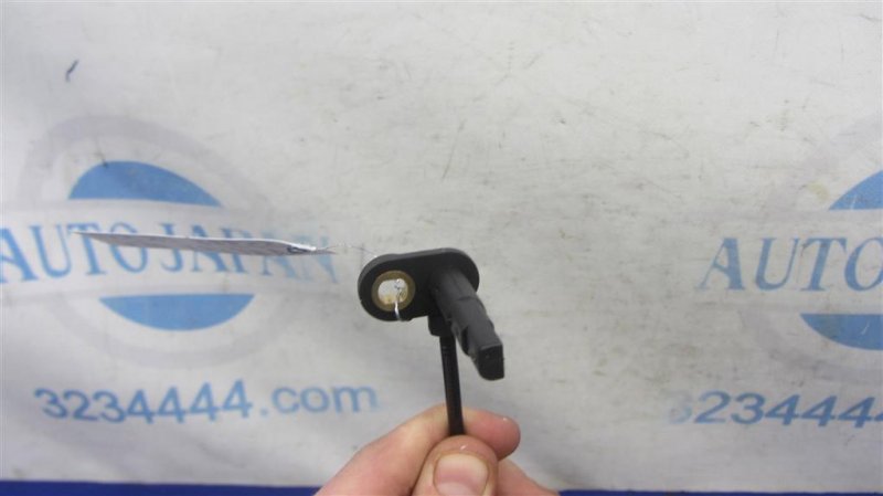 Датчик ABS передний правый MITSUBISHI LANCER X 10 07-15